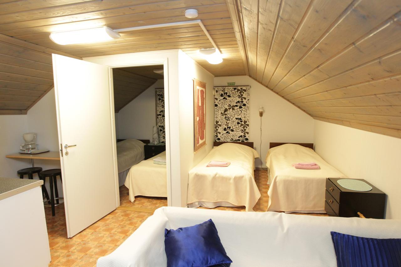 Hotel Urkin Piilopirtti Pinsio Quarto foto