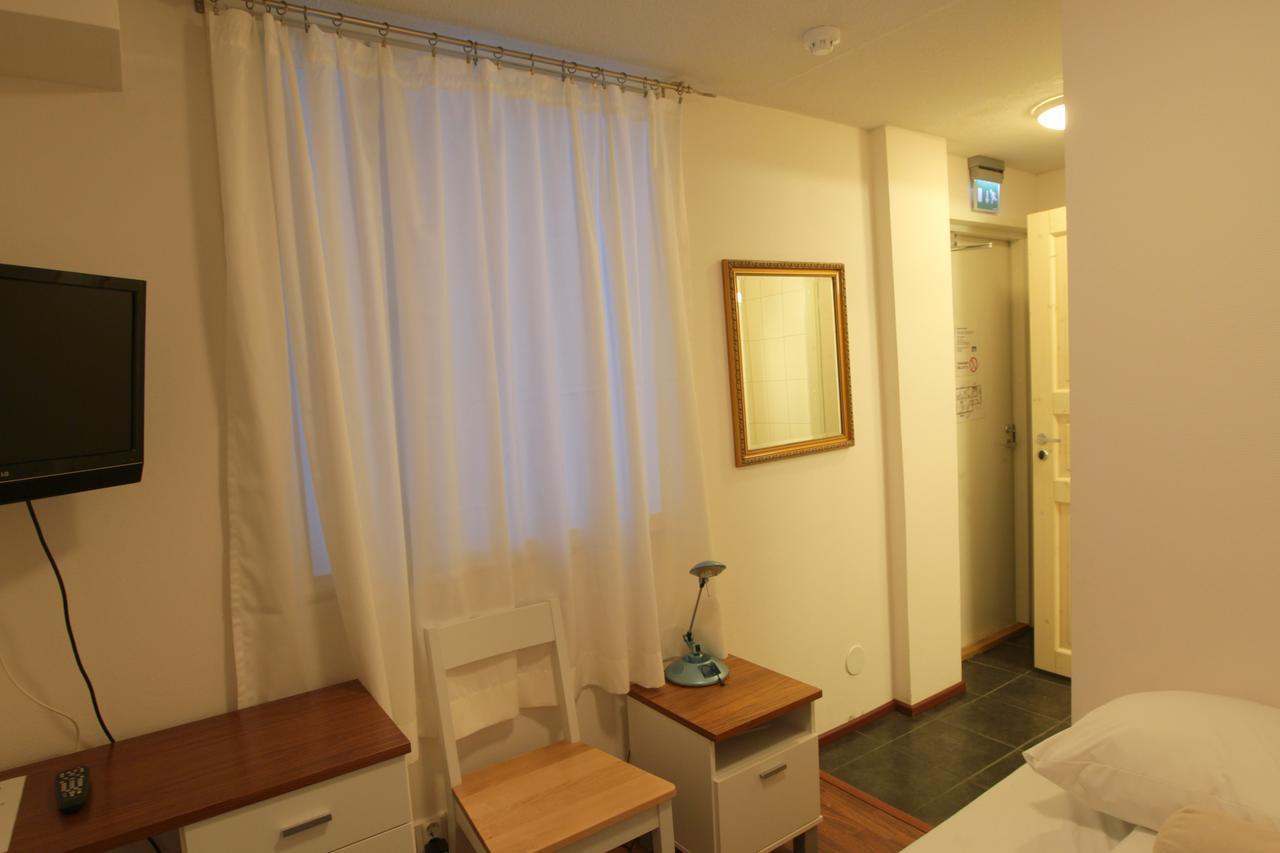 Hotel Urkin Piilopirtti Pinsio Quarto foto